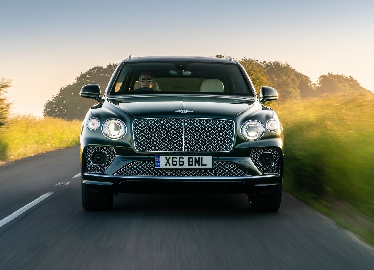 BENTLEY BENTAYGA HYBRID, foto 29