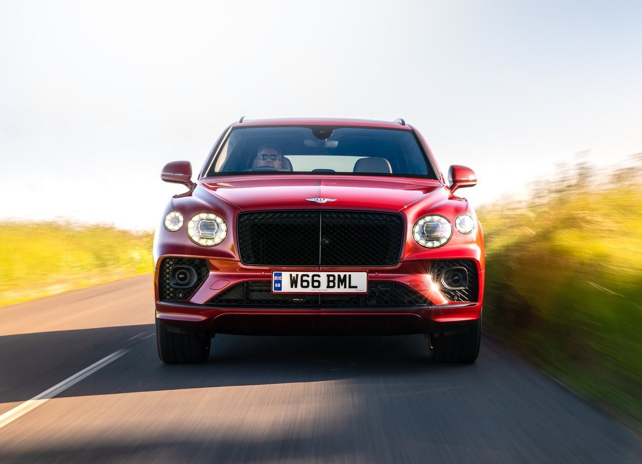 BENTLEY BENTAYGA HYBRID, foto 31
