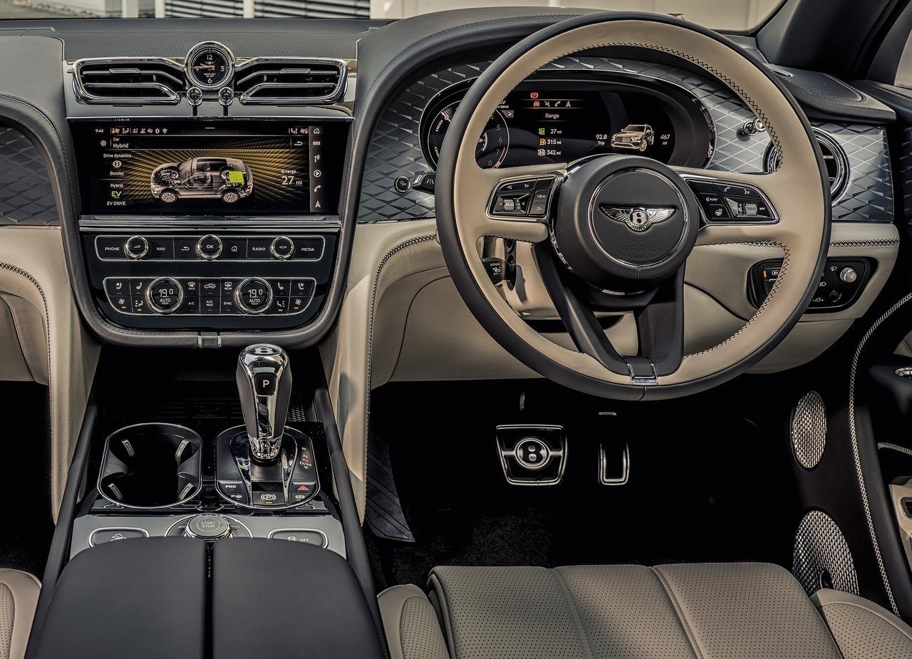 BENTLEY BENTAYGA HYBRID, foto 38