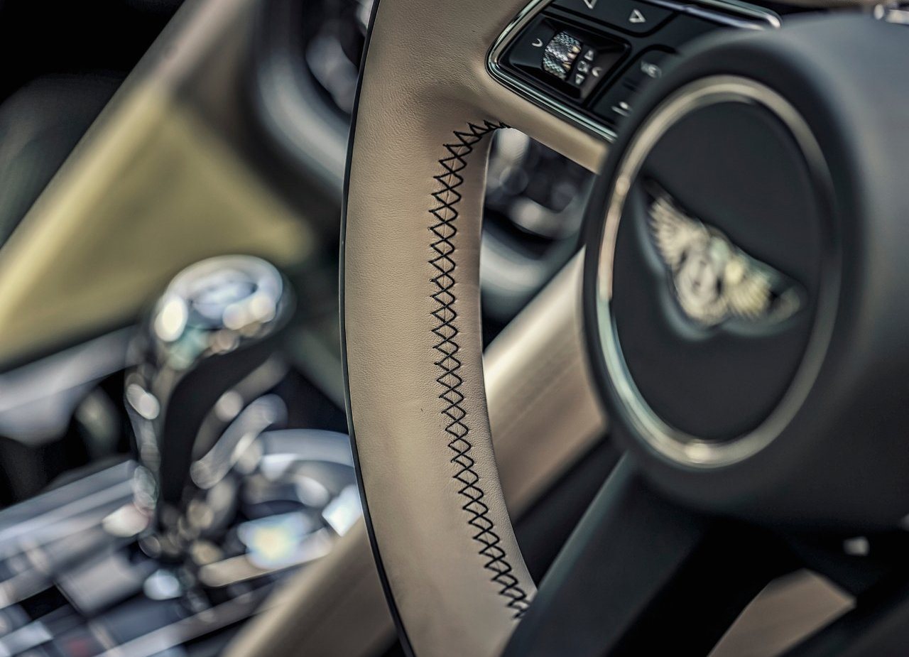 2021 - BENTLEY BENTAYGA HYBRID, foto 52
