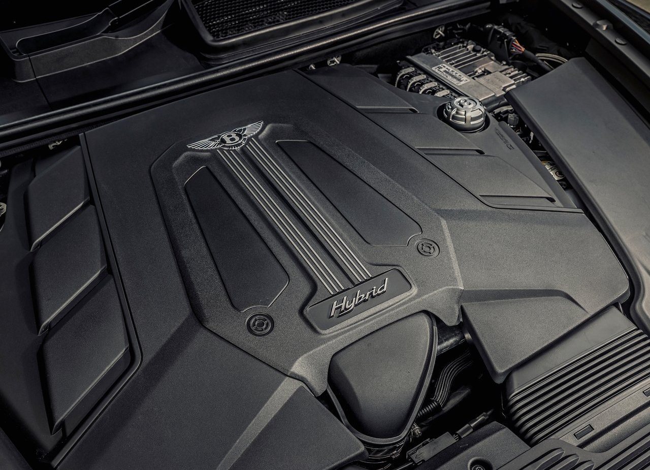 BENTLEY BENTAYGA HYBRID, foto 65