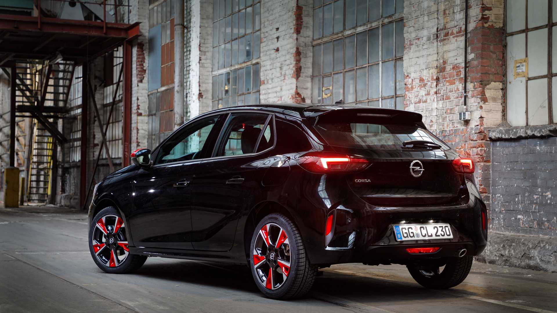 OPEL CORSA INDIVIDUAL, foto 2