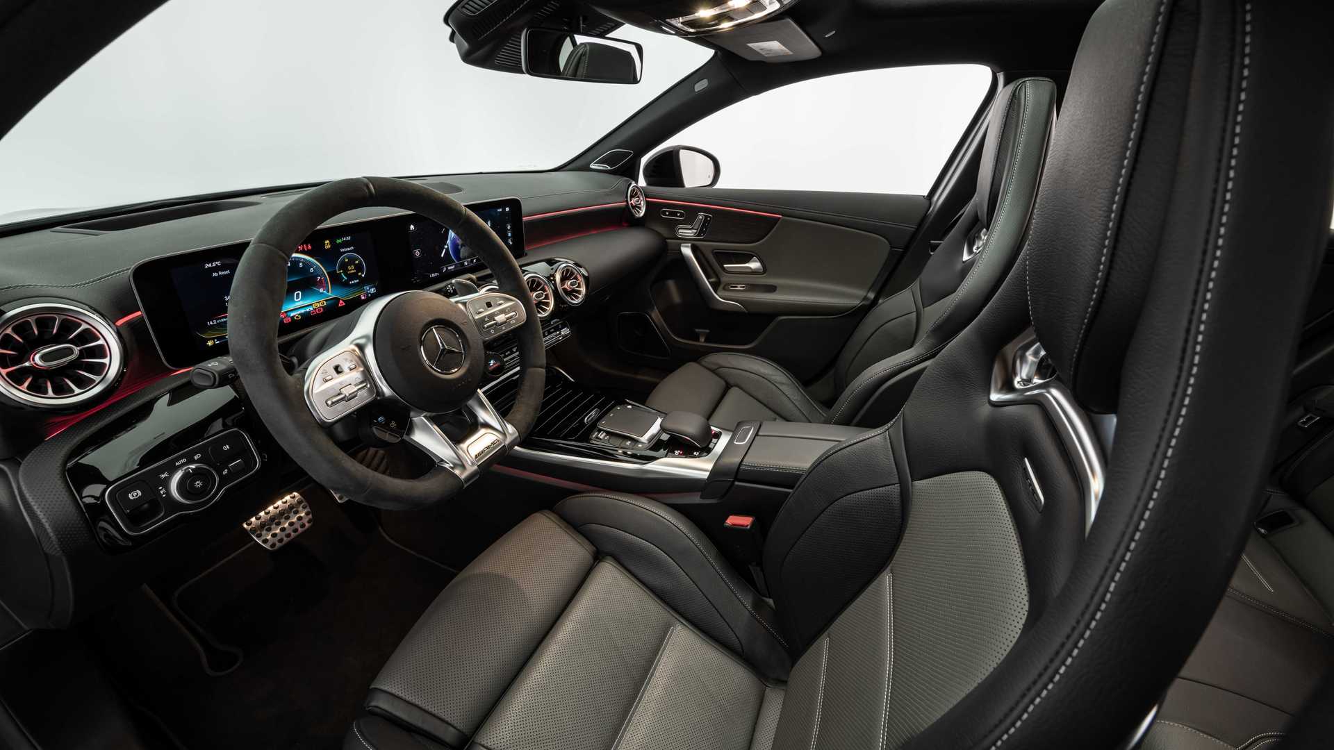 2021 - MERCEDES-AMG A 45 S BRABUS B45, foto 26
