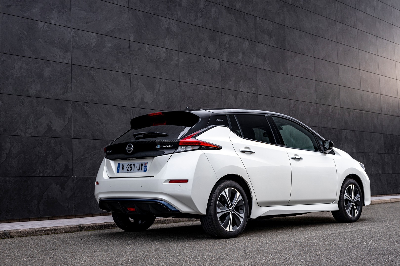 2021 - NISSAN LEAF10, foto 12