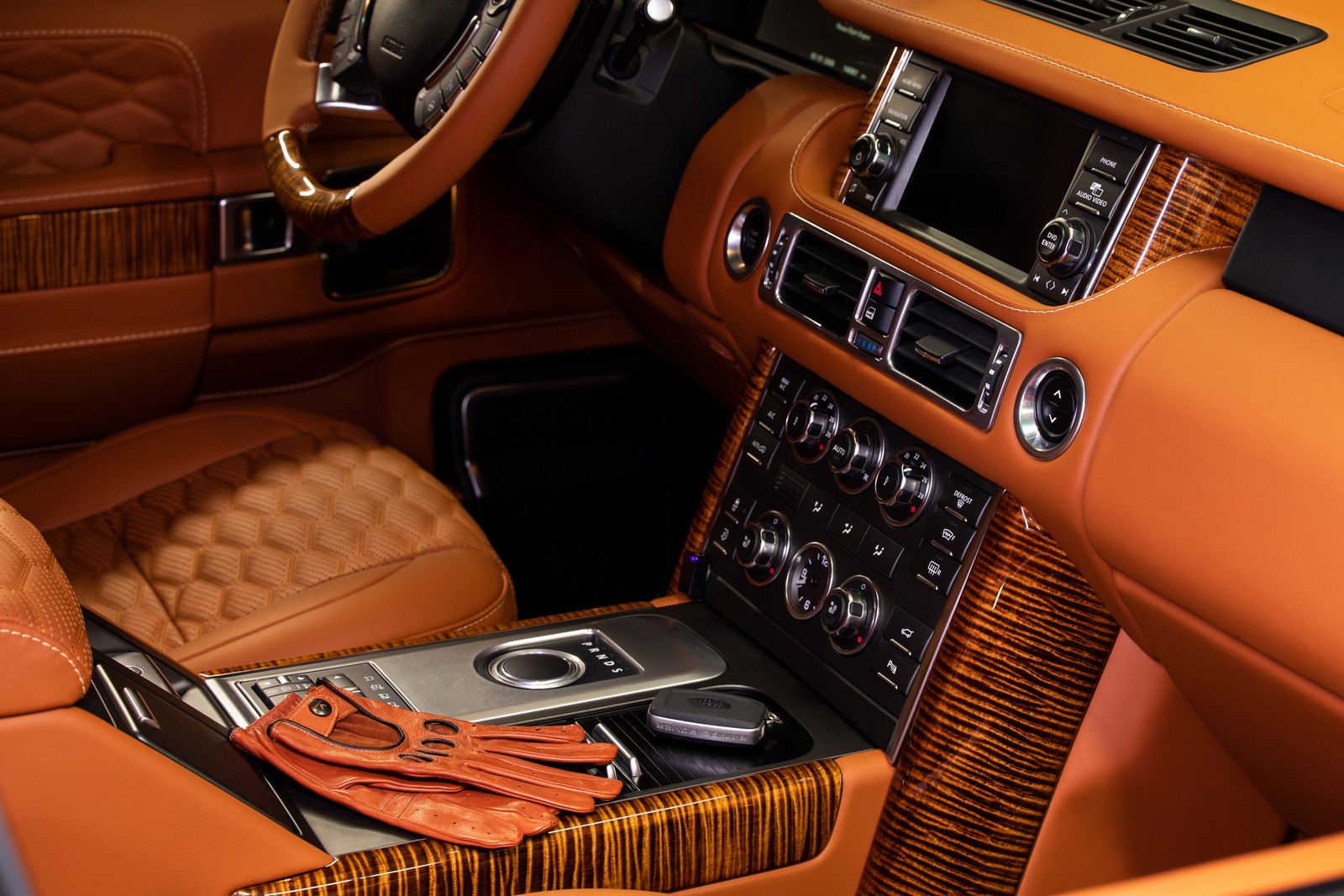 2020 - RANGE ROVER AUTOBIOGRAPHY BY VILNER, foto 11