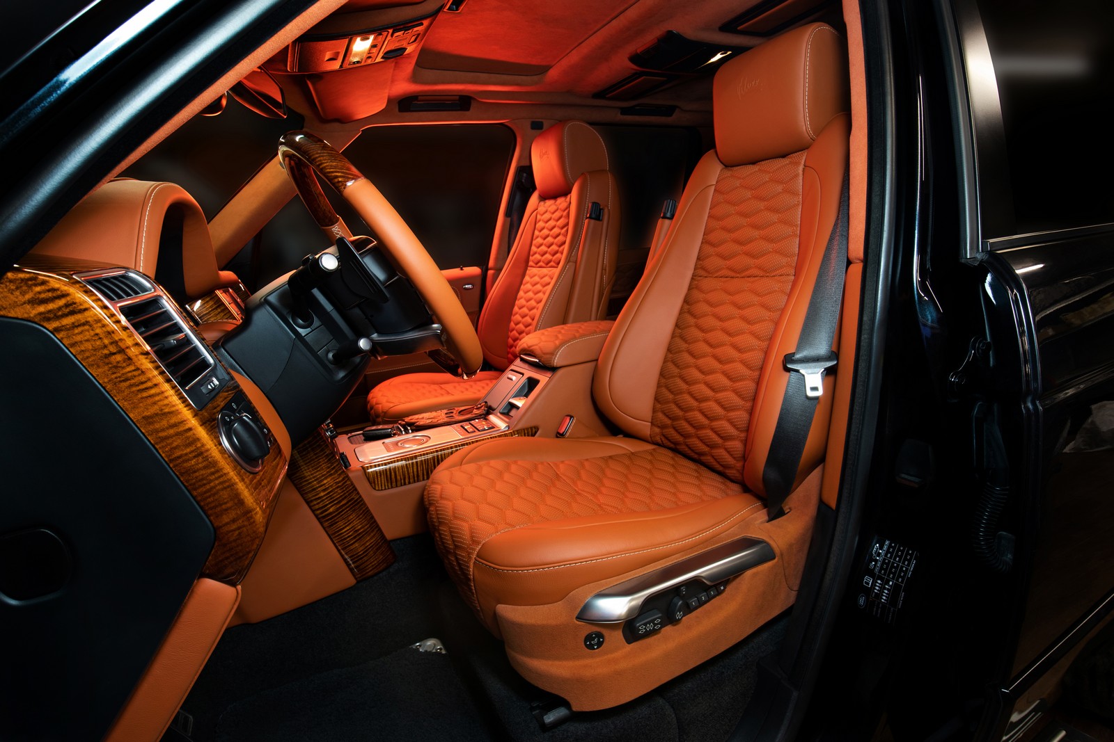 2020 - RANGE ROVER AUTOBIOGRAPHY BY VILNER, foto 13
