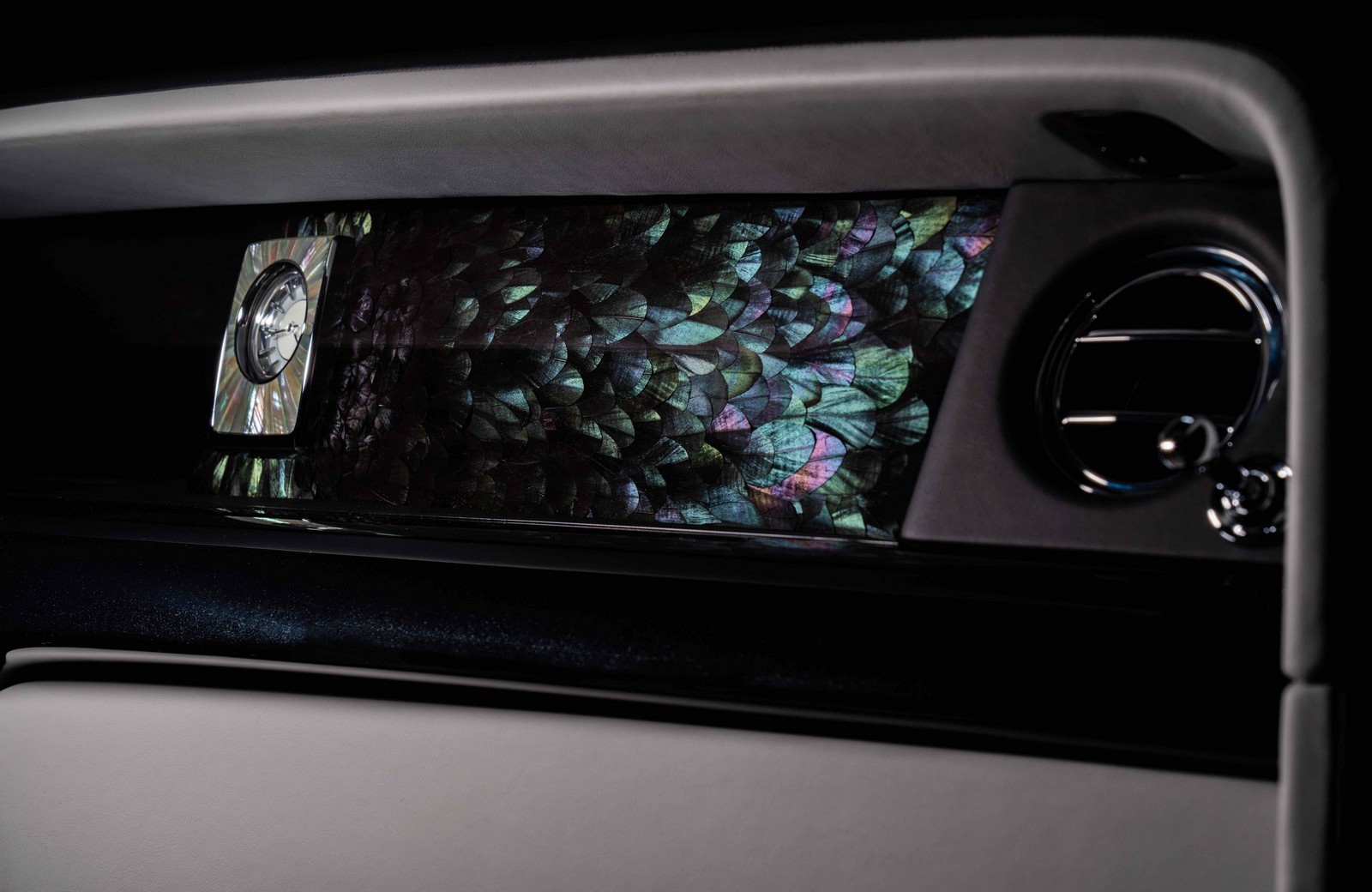 2021 - ROLLS-ROYCE PHANTOM 'IRIDESCENT OPULENCE', foto 4
