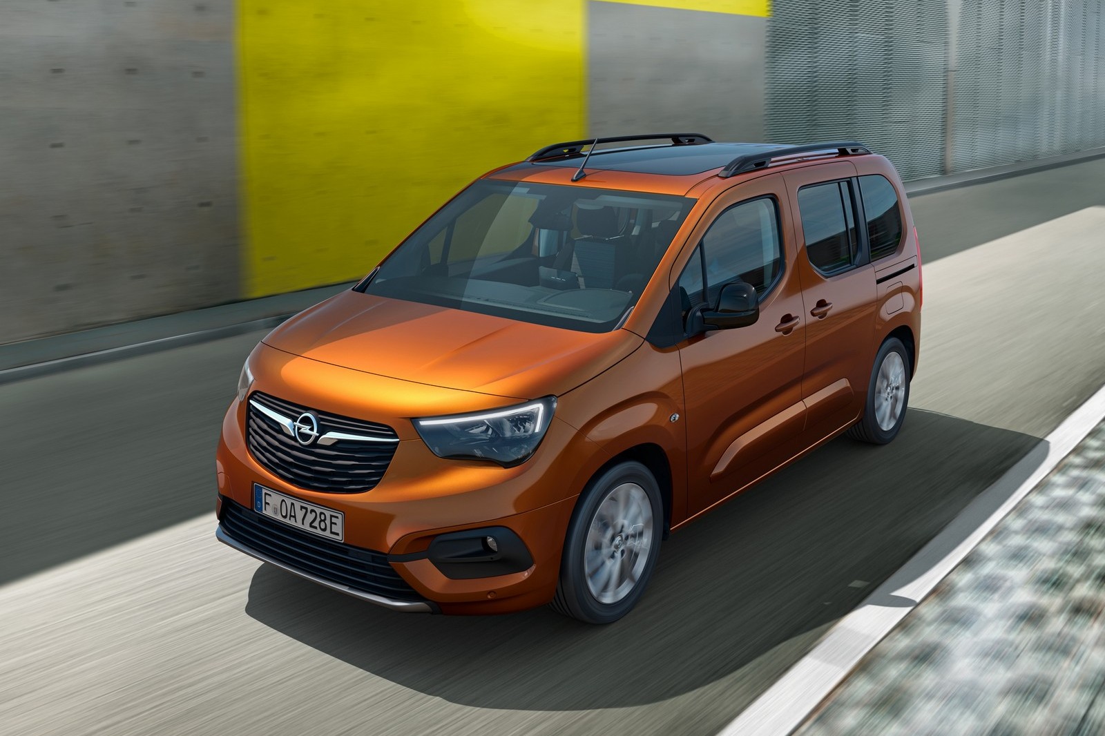 OPEL COMBO-e LIFE, foto 1