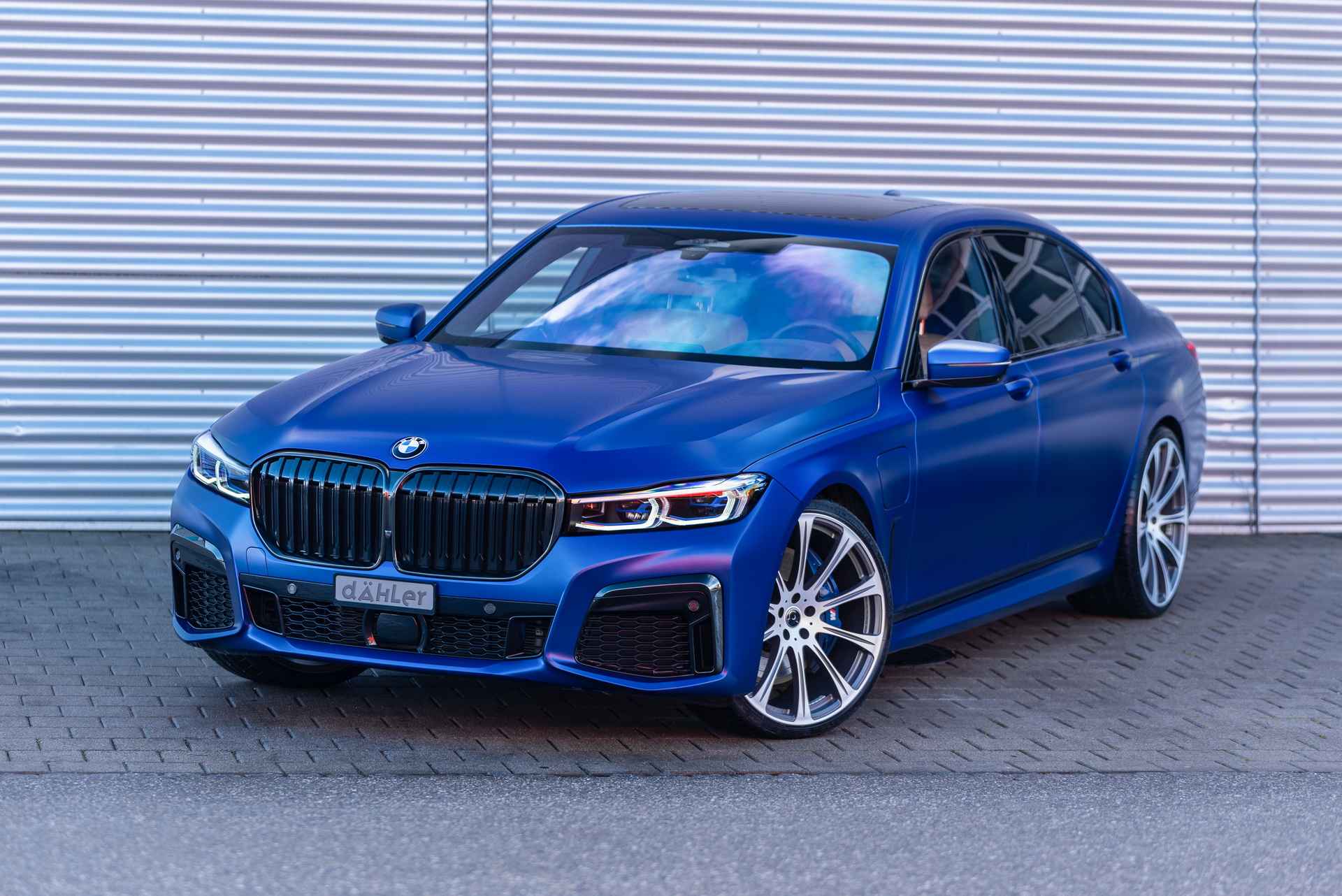 2021 - BMW 745Le BY DÄHLER, foto 1