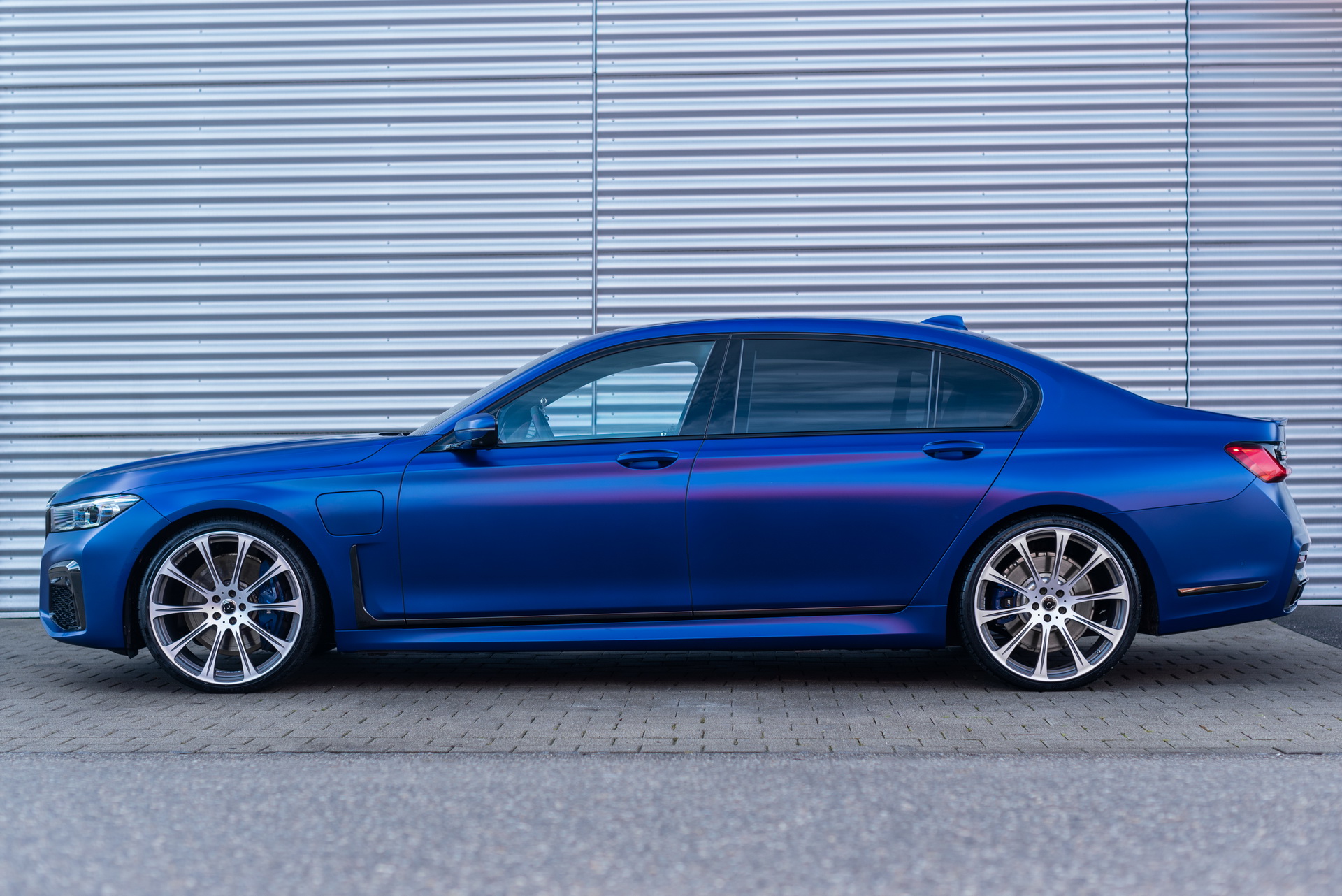 2021 - BMW 745Le BY DÄHLER, foto 5
