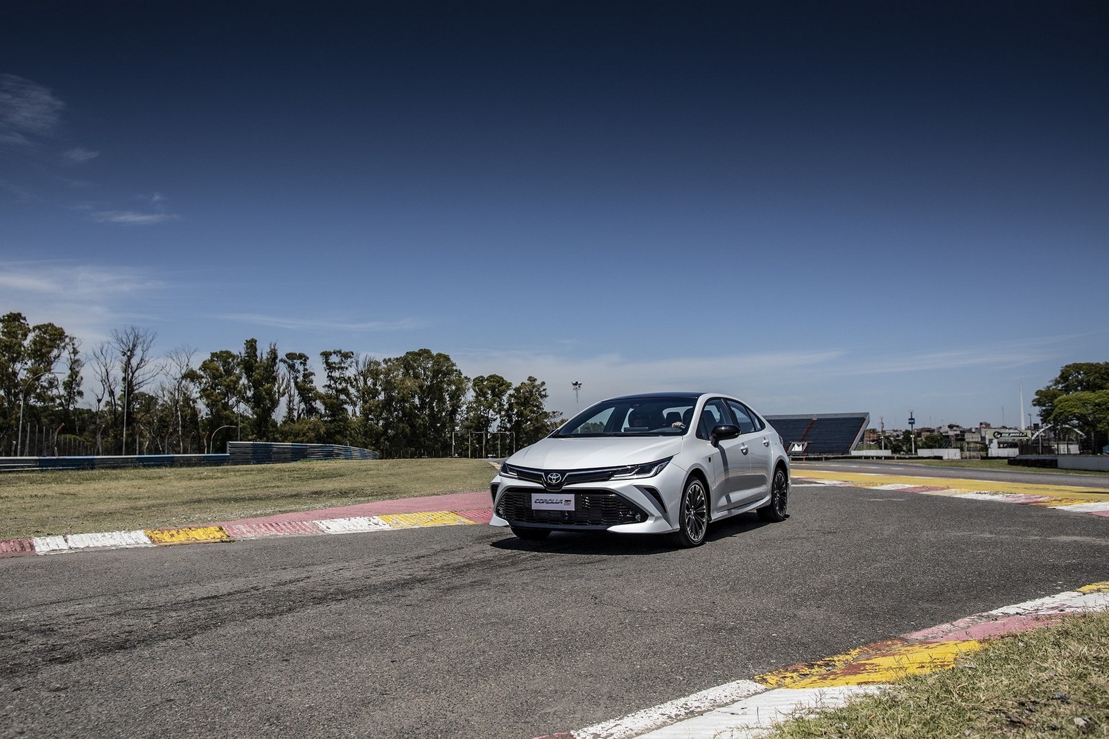 2021 - TOYOTA COROLLA GR-S, foto 5