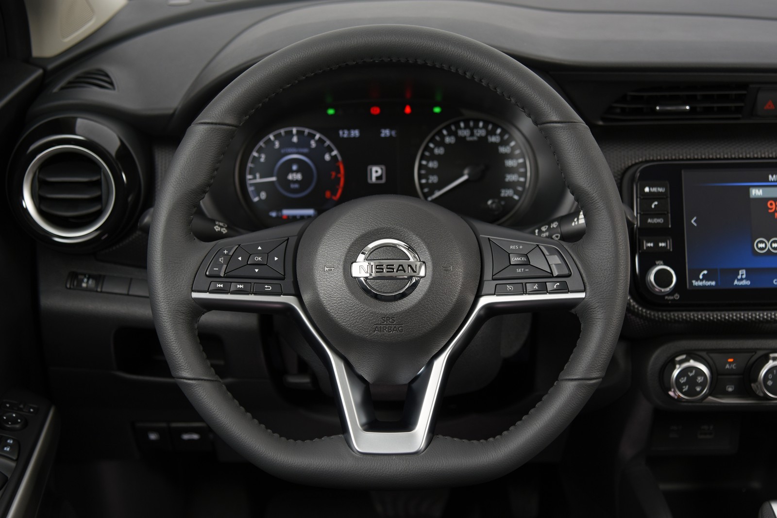 NISSAN KICKS, foto 102