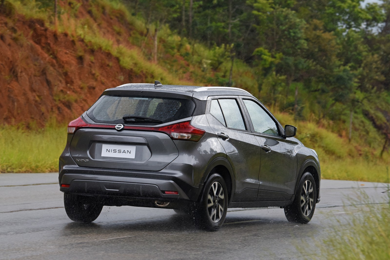 NISSAN KICKS, foto 122