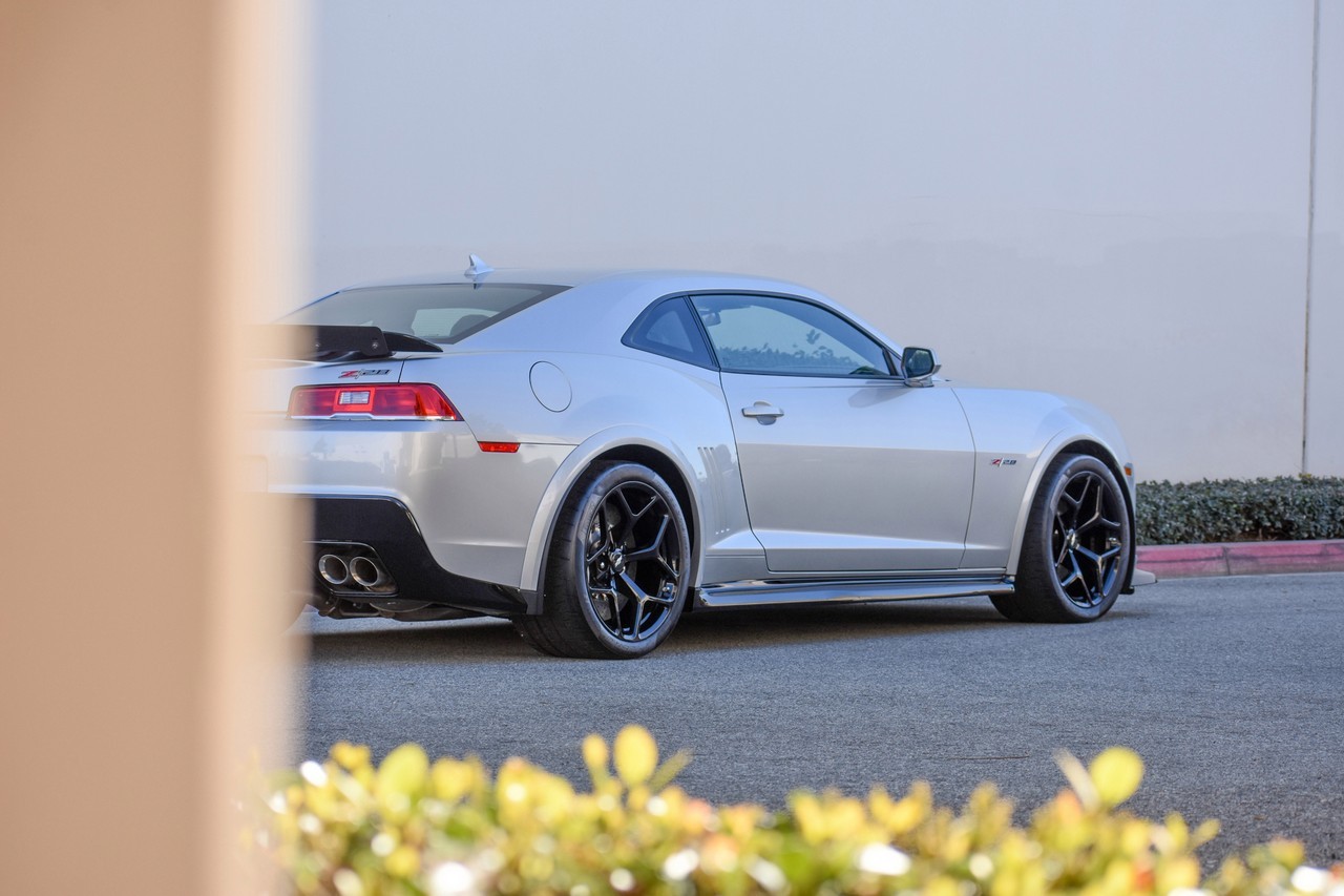 2015 - CHEVROLET CAMARO Z/28 SILVER METALLIC, foto 17