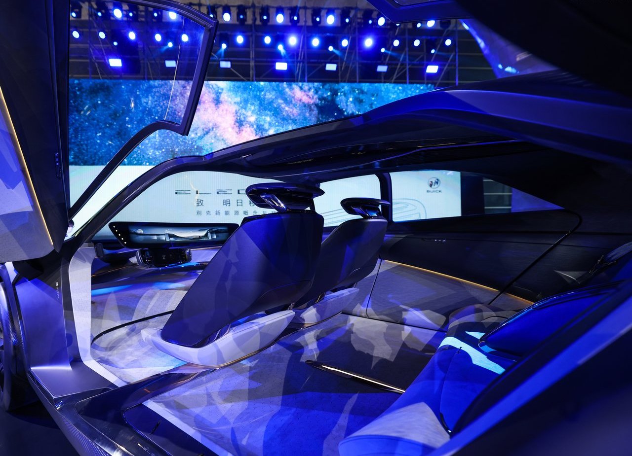 BUICK ELECTRA CONCEPT, foto 28