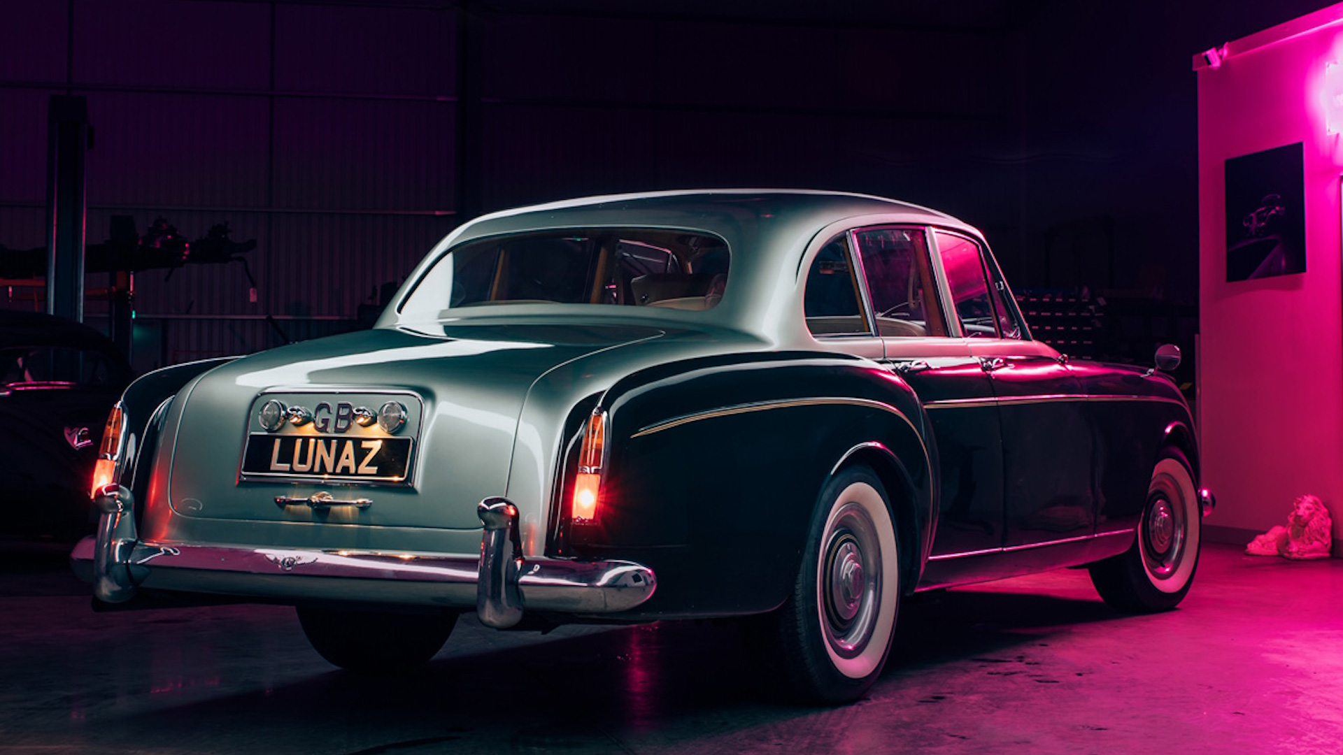 BENTLEY S3 CONTINENTAL FLYING SPUR BY LUNAZ, foto 2
