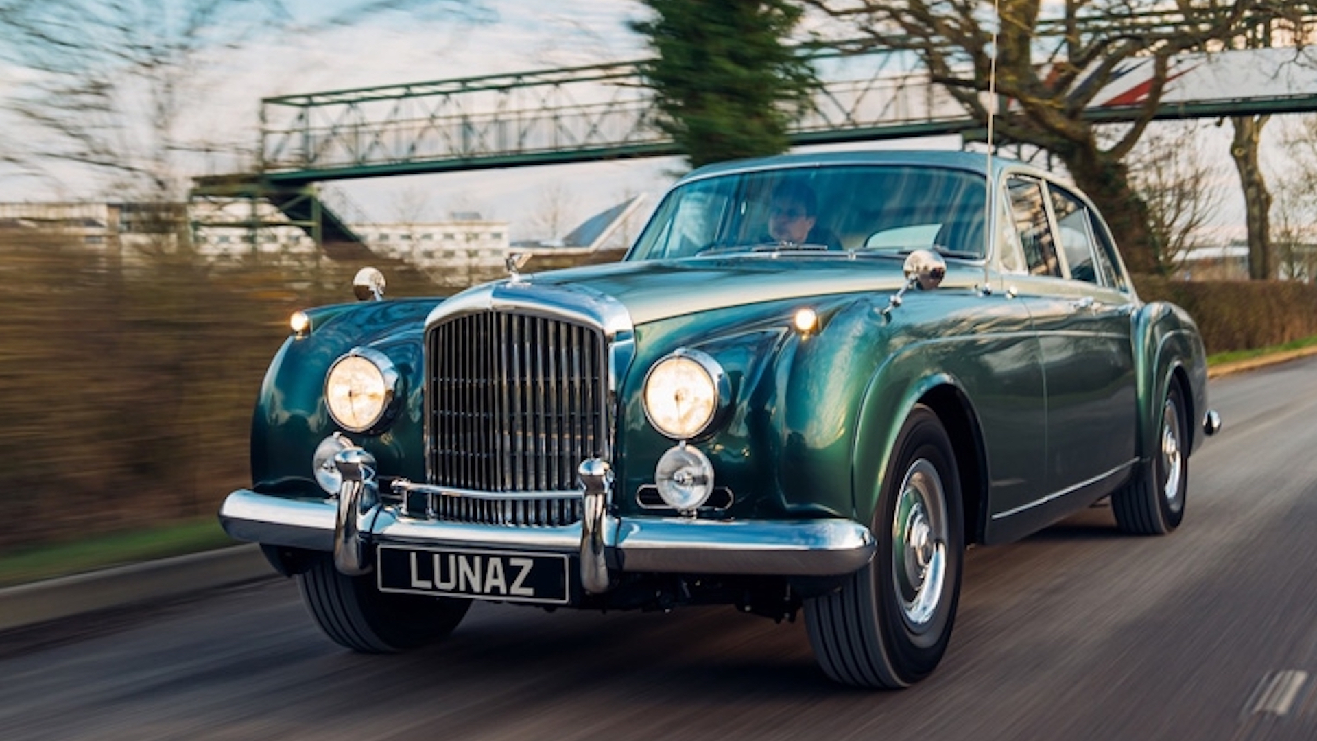 BENTLEY S3 CONTINENTAL FLYING SPUR BY LUNAZ, foto 5