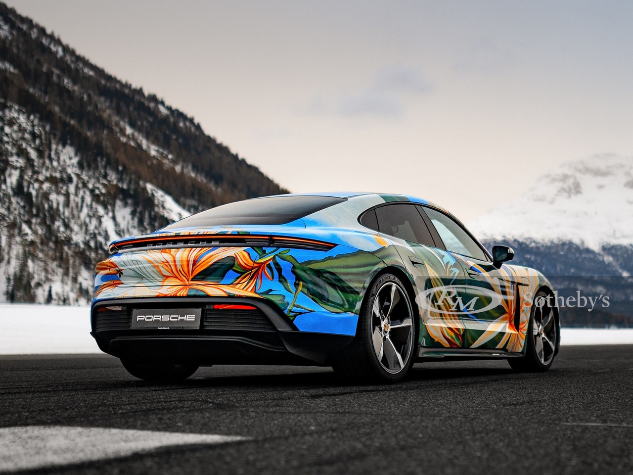 2021 - PORSCHE TAYCAN ART CAR BY RICHARD PHILLIPS, foto 2