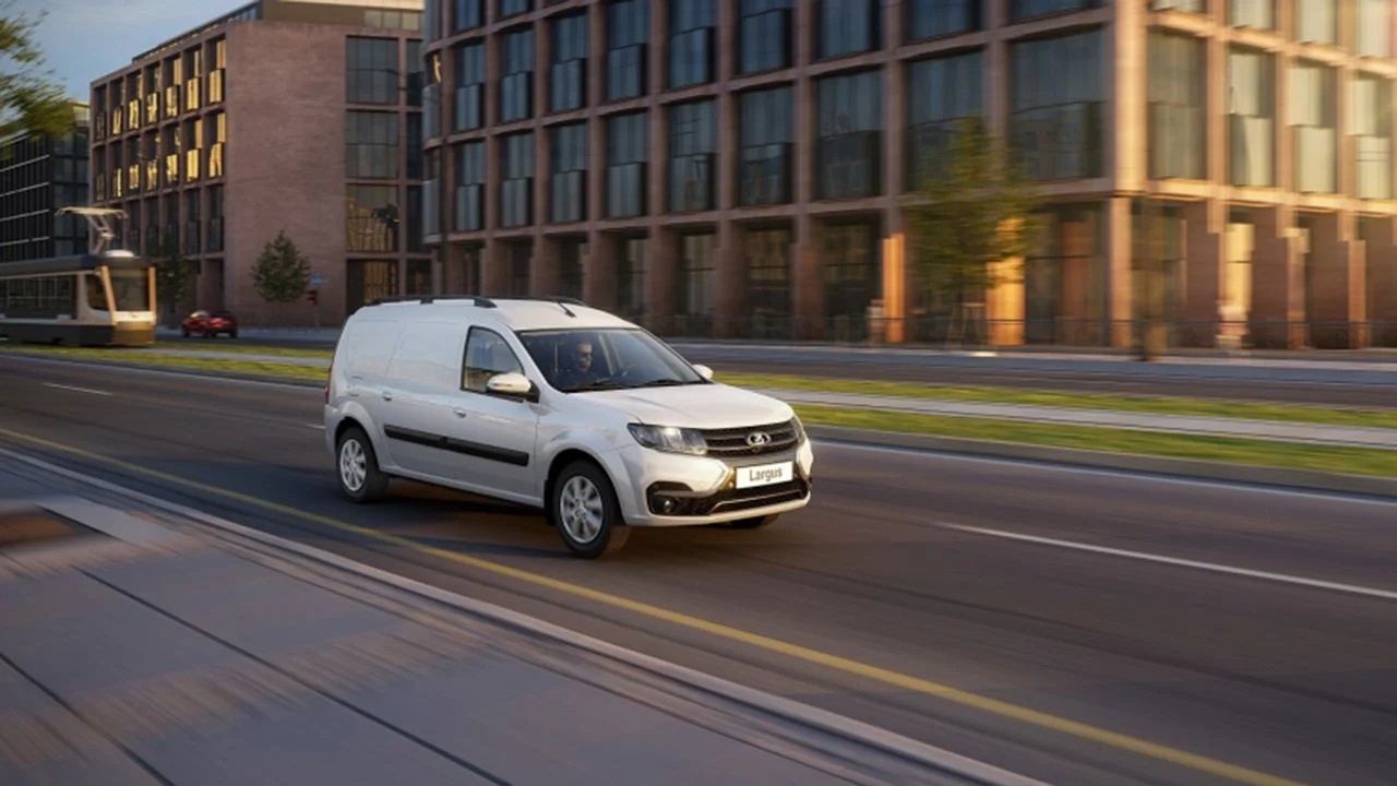 2021 - LADA LARGUS, foto 3