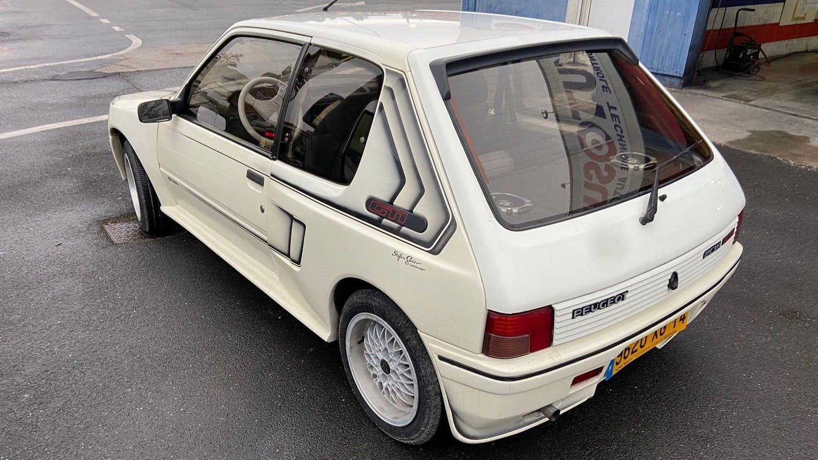 1987 - PEUGEOT 205 GTI BY GUTMANN, foto 2