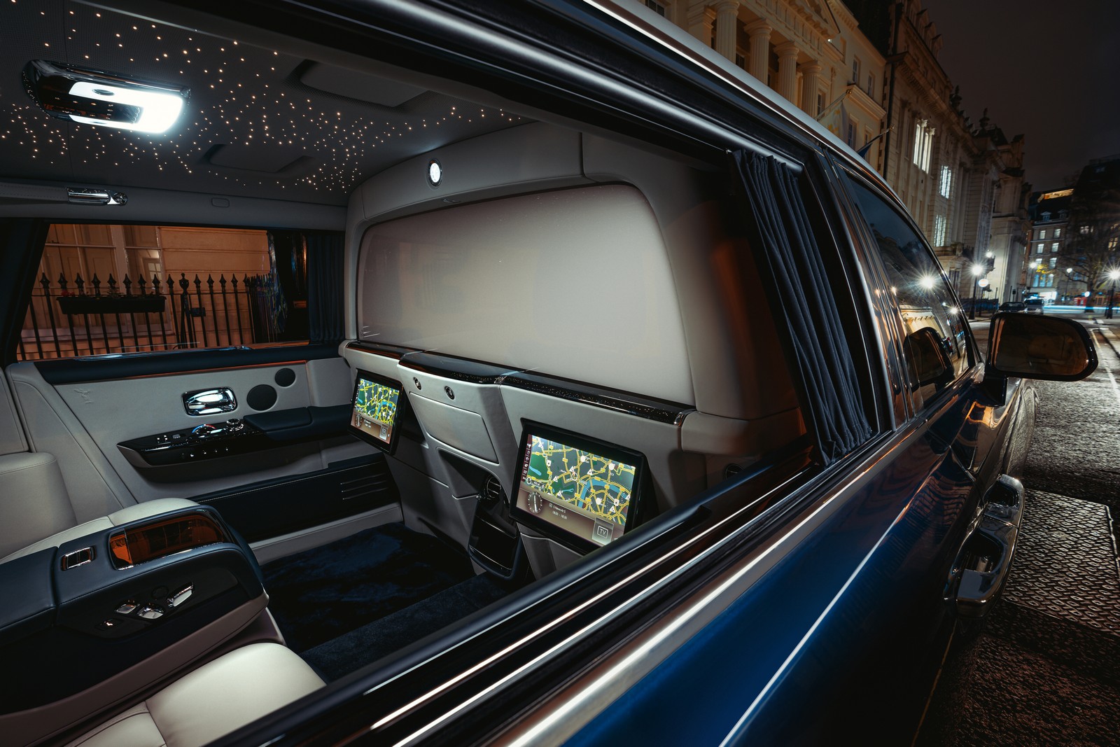 2021 - ROLLS-ROYCE PHANTOM PRIVACY SUITE, foto 6