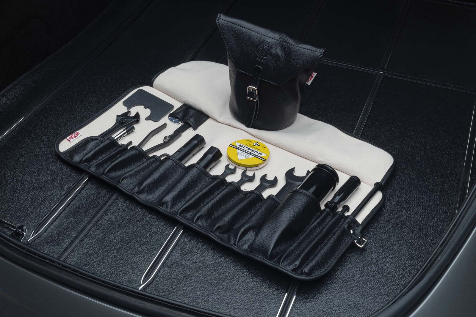 2021 - JAGUAR E-TYPE 60 COLLECTION, foto 22