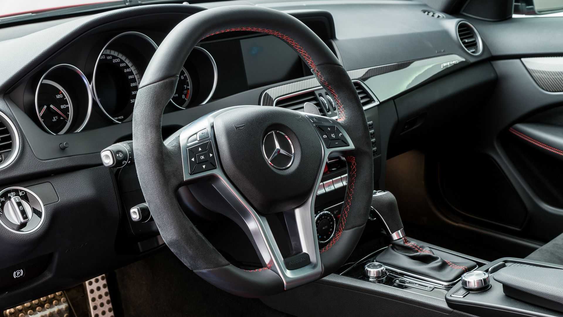 2012 - MERCEDES-BENZ C 63 AMG COUPE BLACK SERIES 2-SEAT, foto 19
