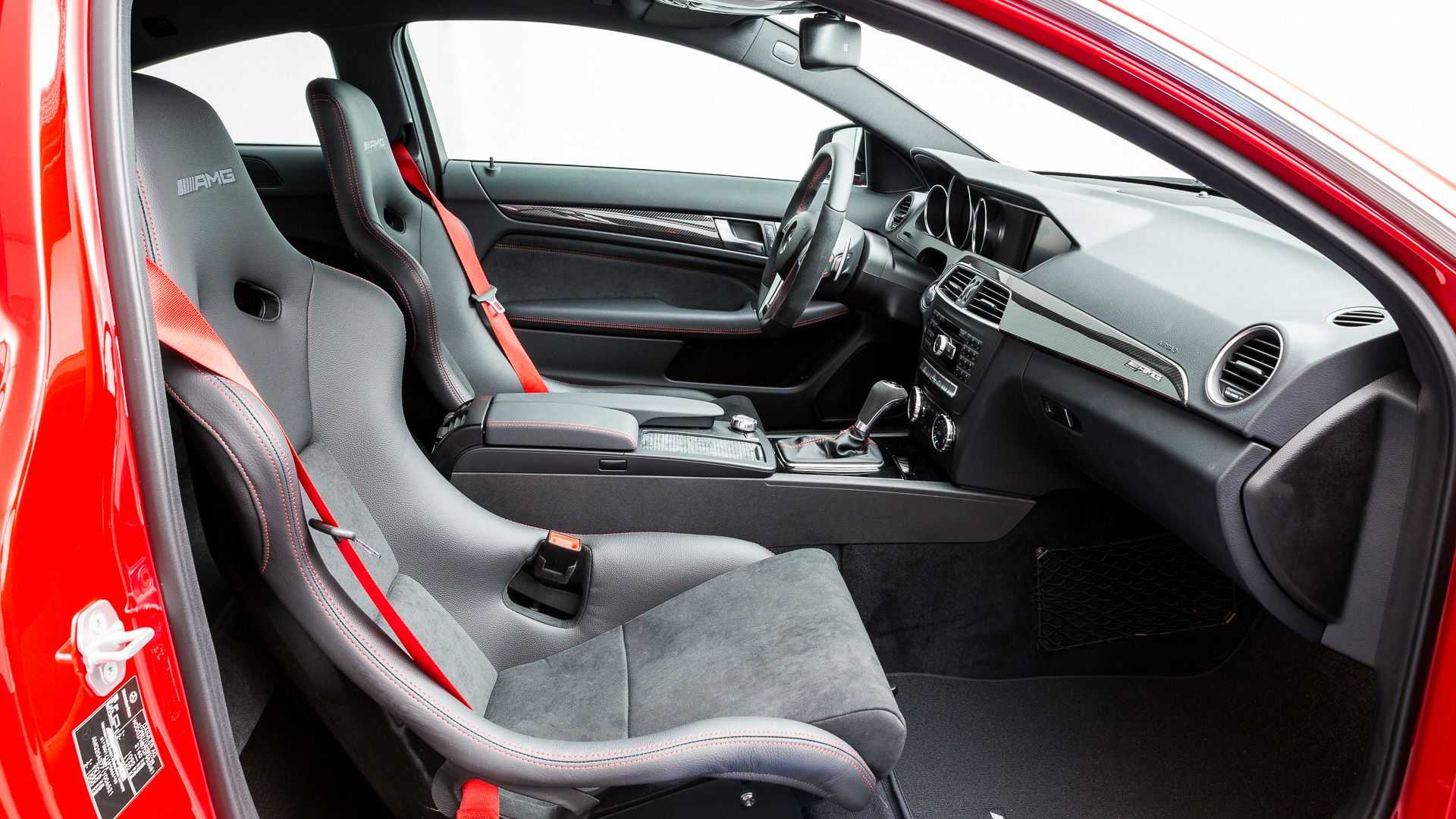 2012 - MERCEDES-BENZ C 63 AMG COUPE BLACK SERIES 2-SEAT, foto 22