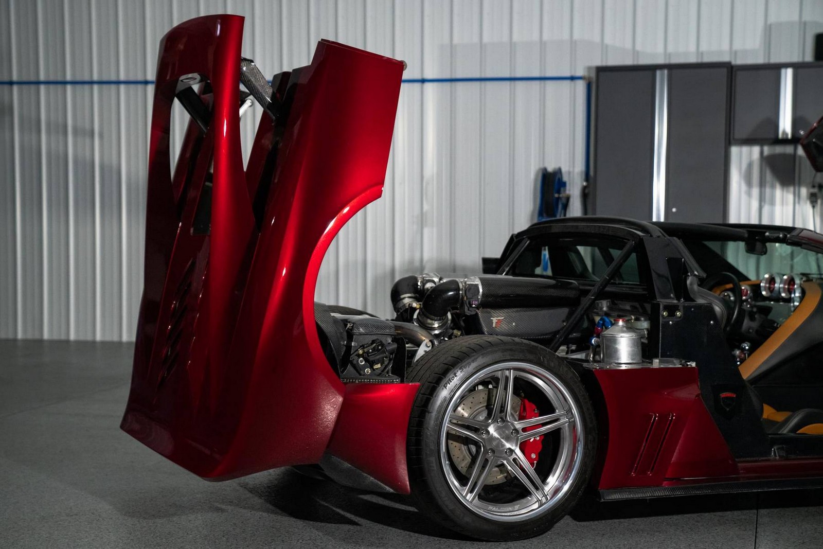 FALCON F7, foto 47