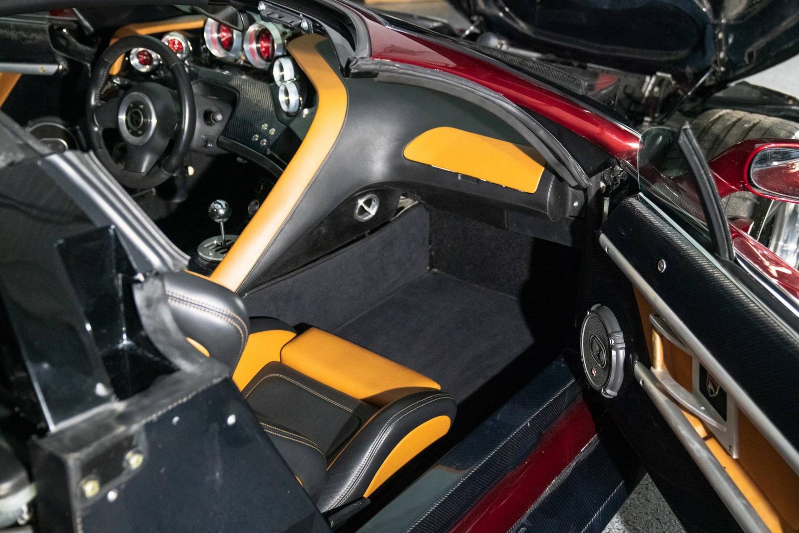 FALCON F7, foto 59