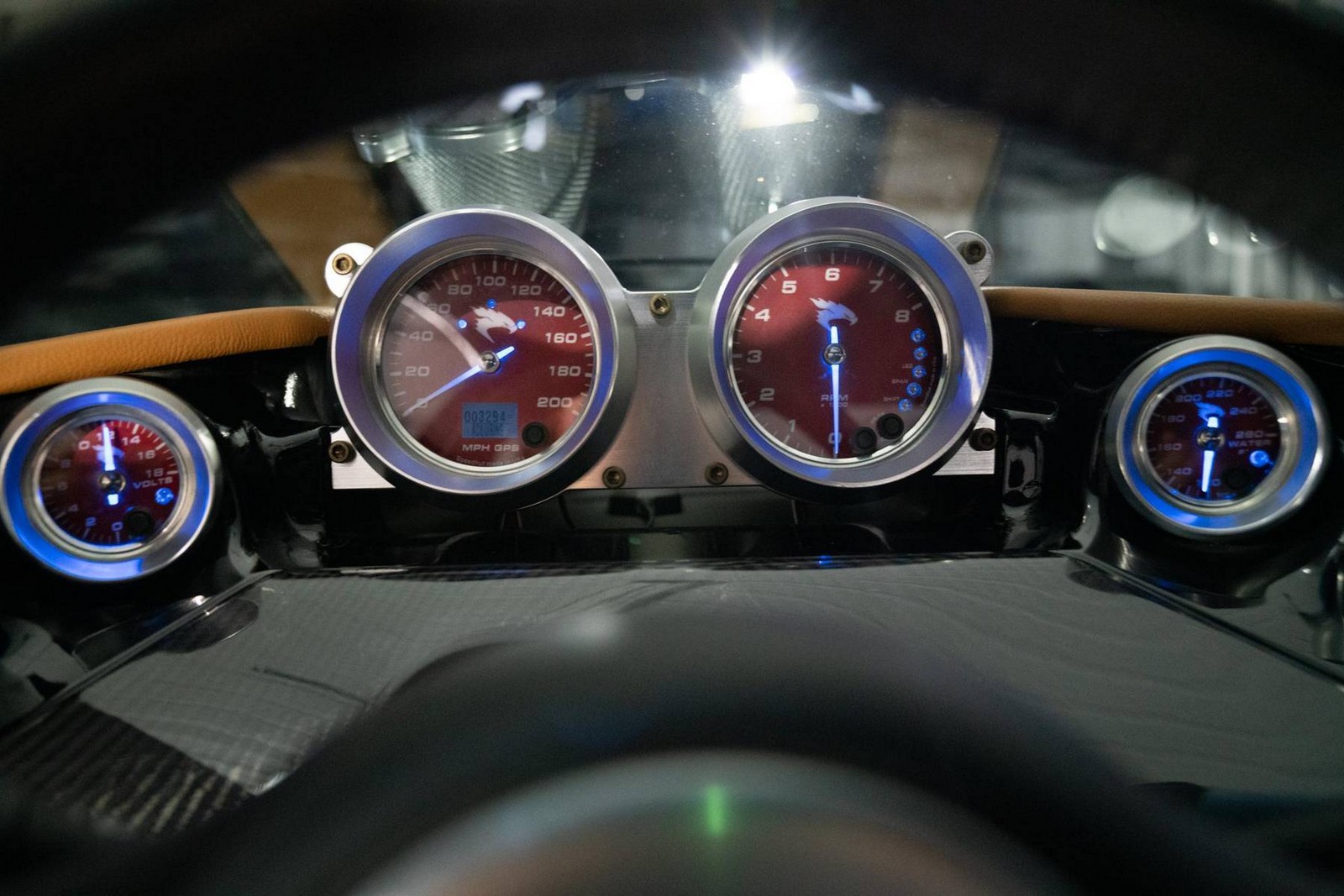 FALCON F7, foto 61