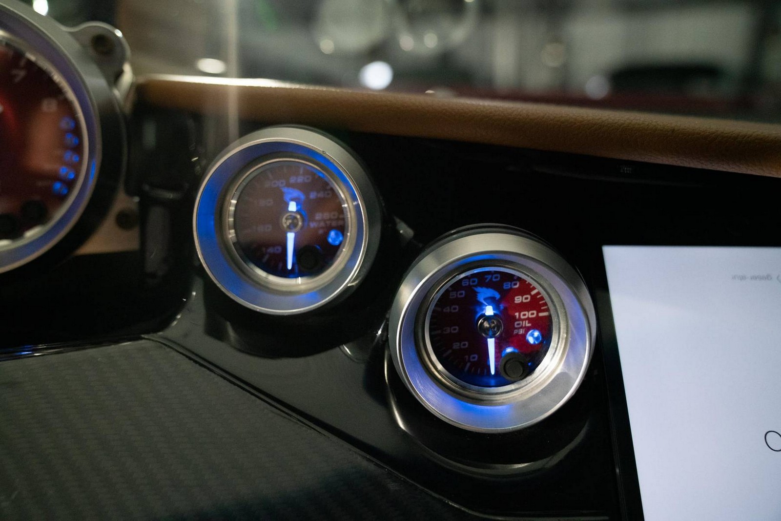 FALCON F7, foto 69