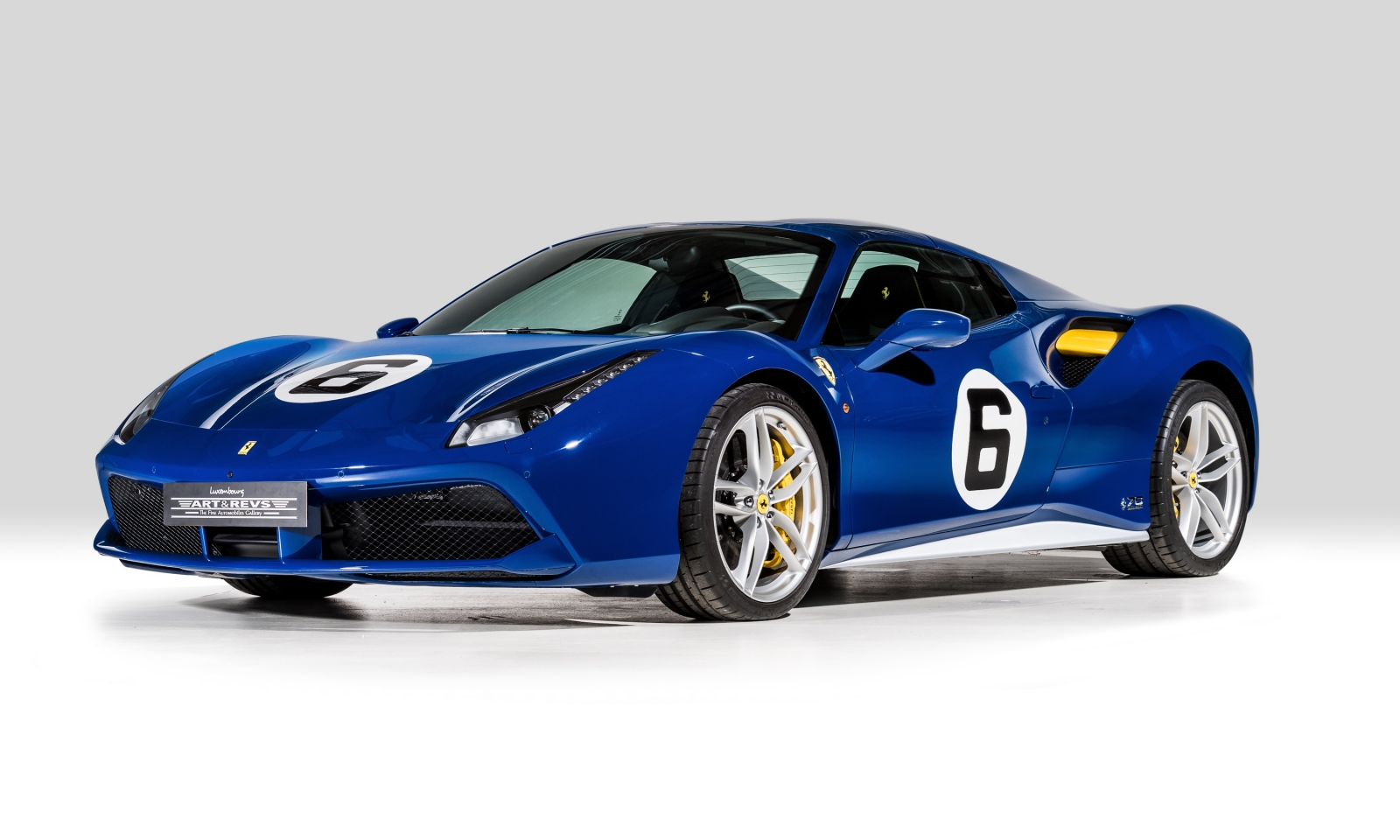 FERRARI F488 70TH ANNIVERSARY ‘PENSKE-SUNOCO’, foto 1