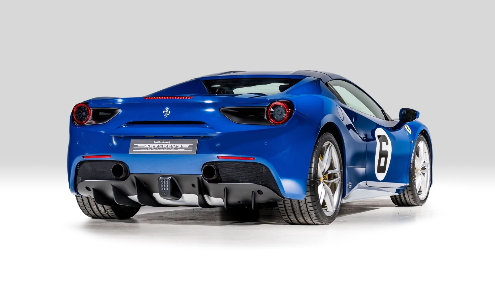 FERRARI F488 70TH ANNIVERSARY ‘PENSKE-SUNOCO’, foto 4