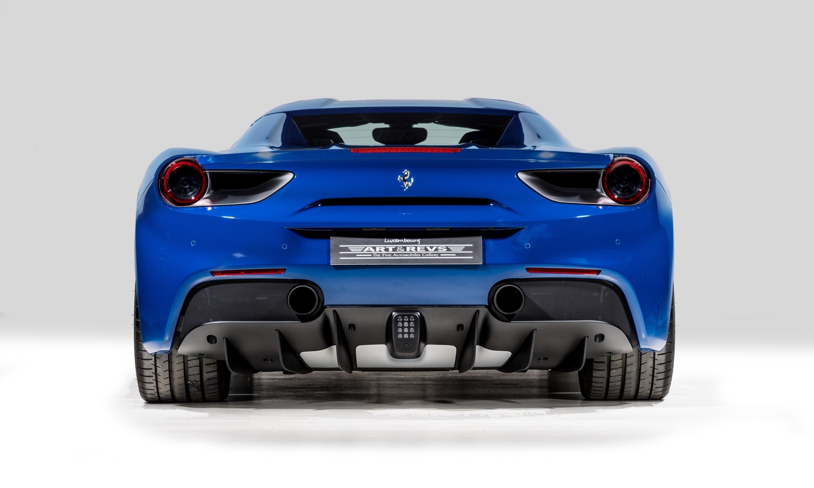 FERRARI F488 70TH ANNIVERSARY ‘PENSKE-SUNOCO’, foto 6