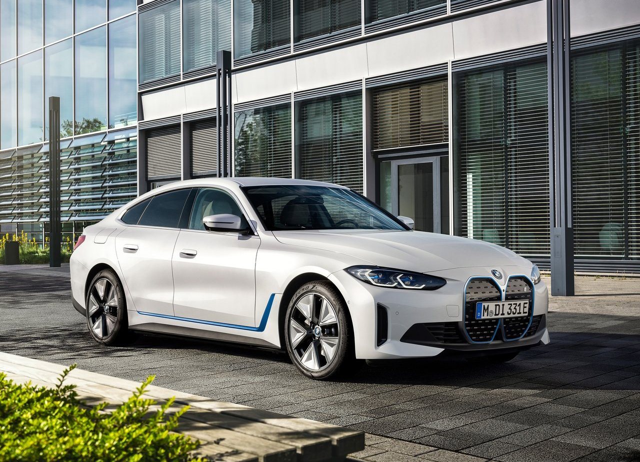 BMW i4, foto 13