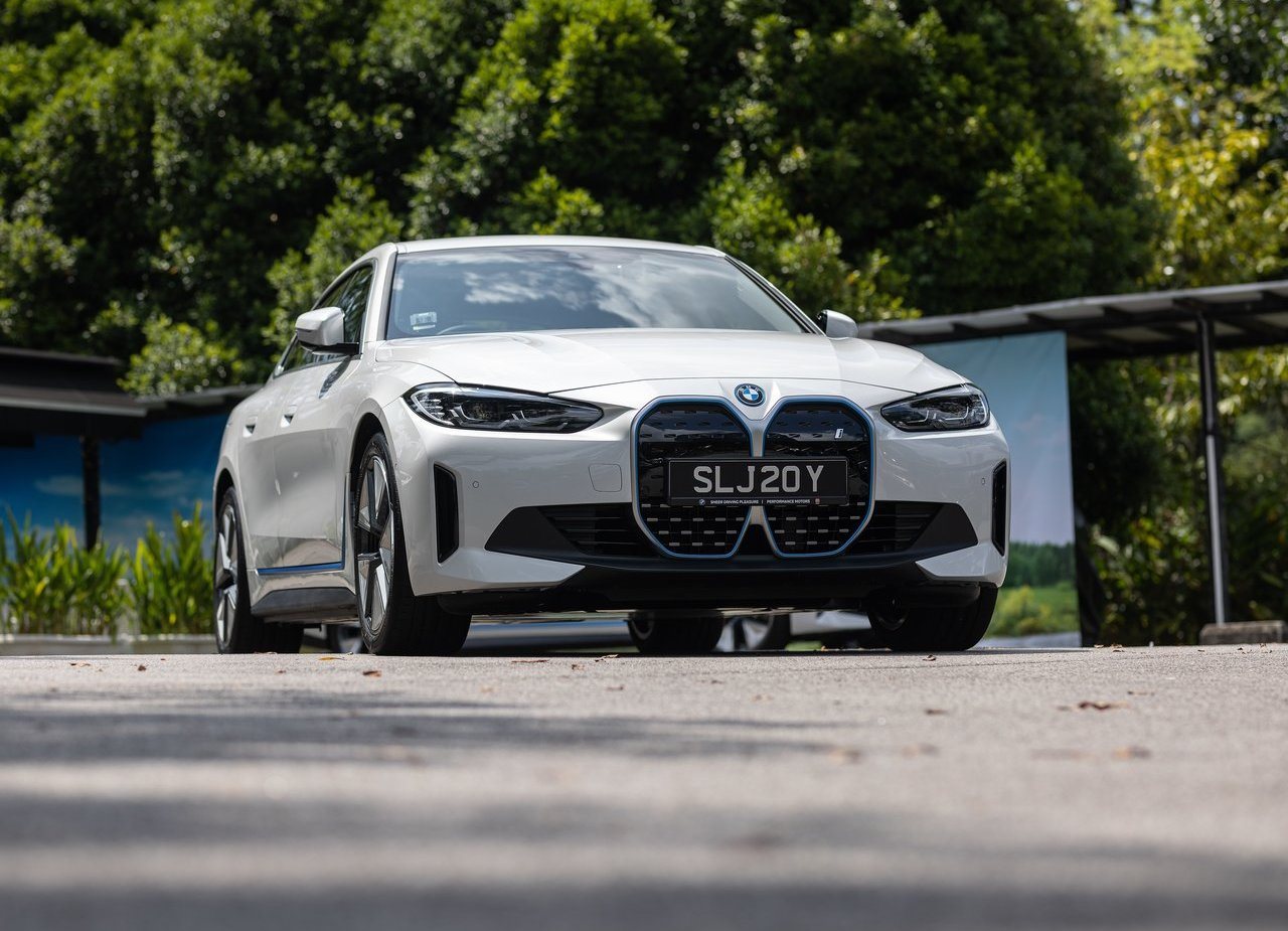 BMW i4, foto 20