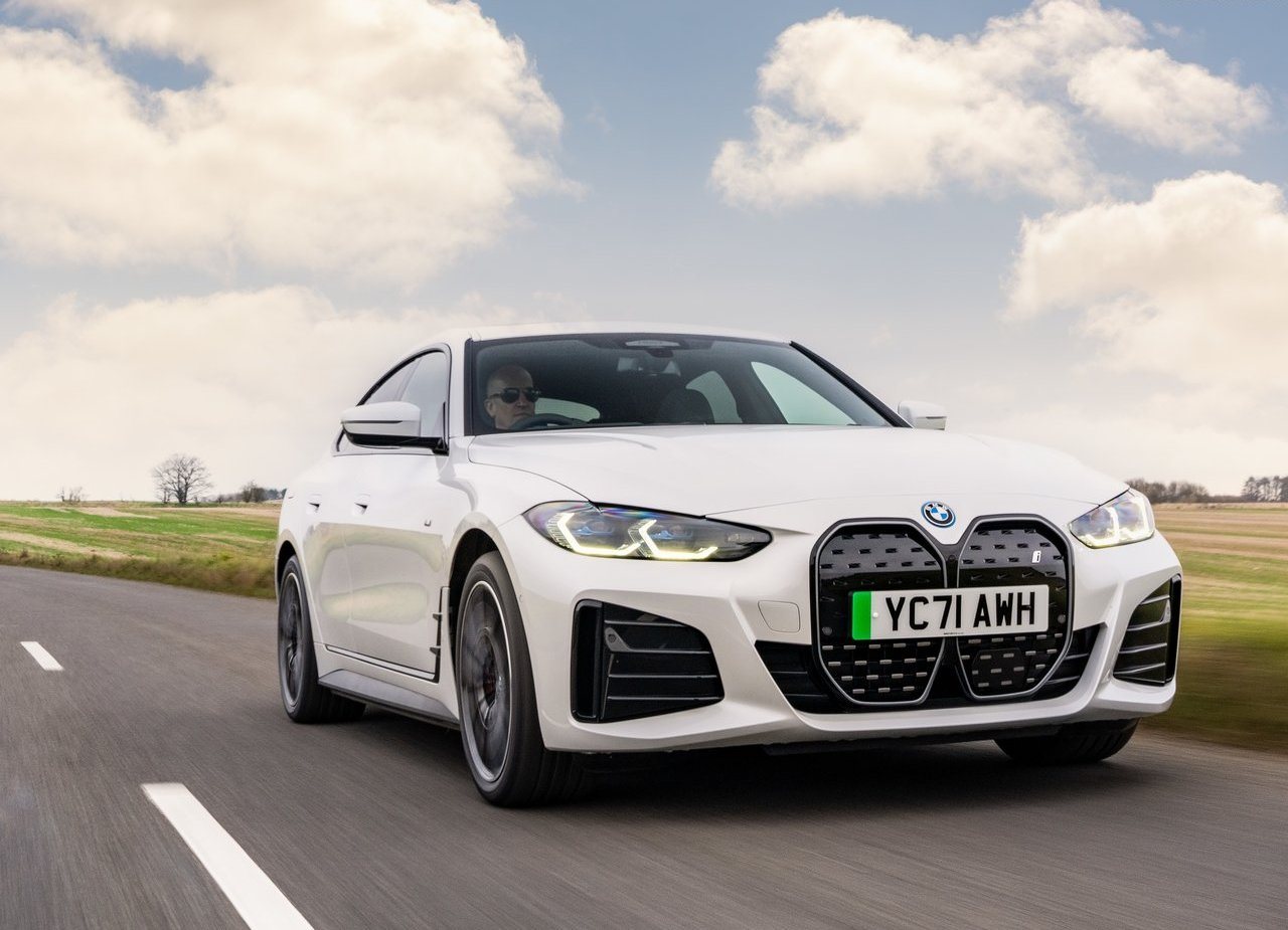 BMW i4, foto 27