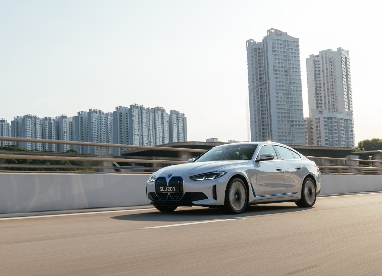 BMW i4, foto 40