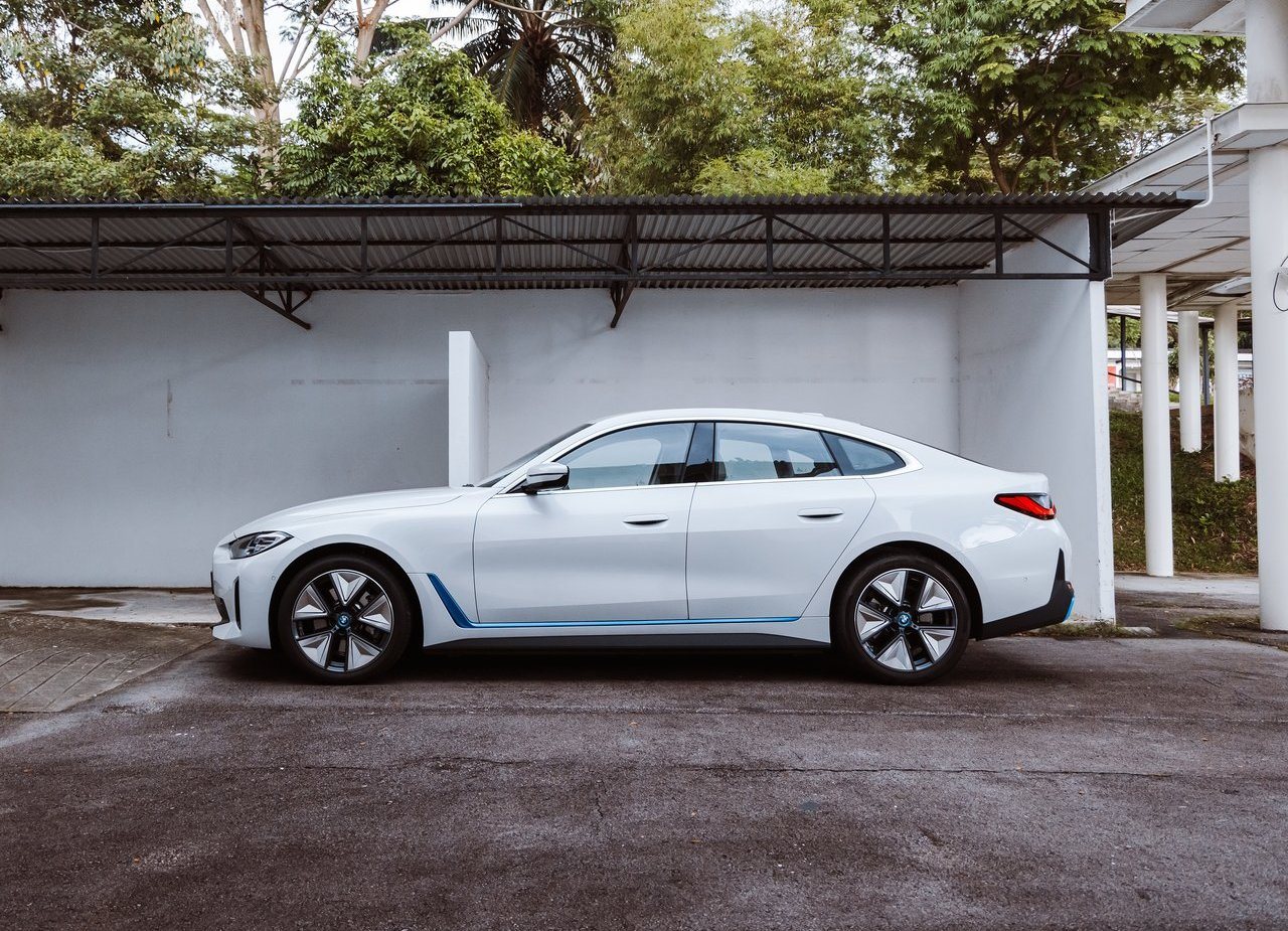 BMW i4, foto 55