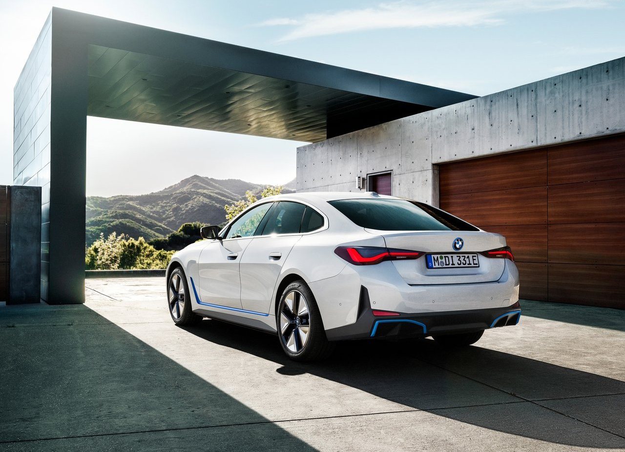 BMW i4, foto 72