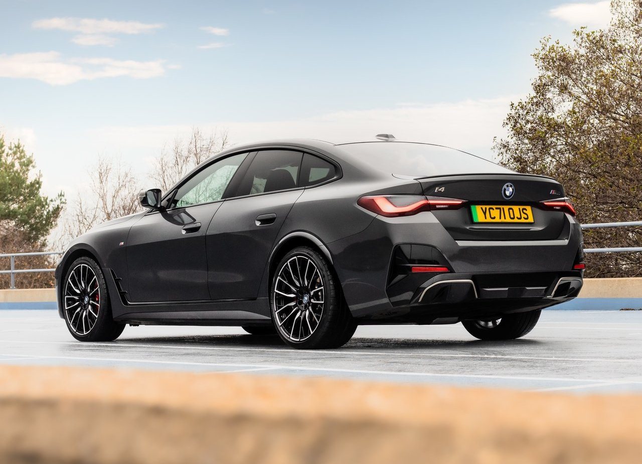 BMW i4, foto 73