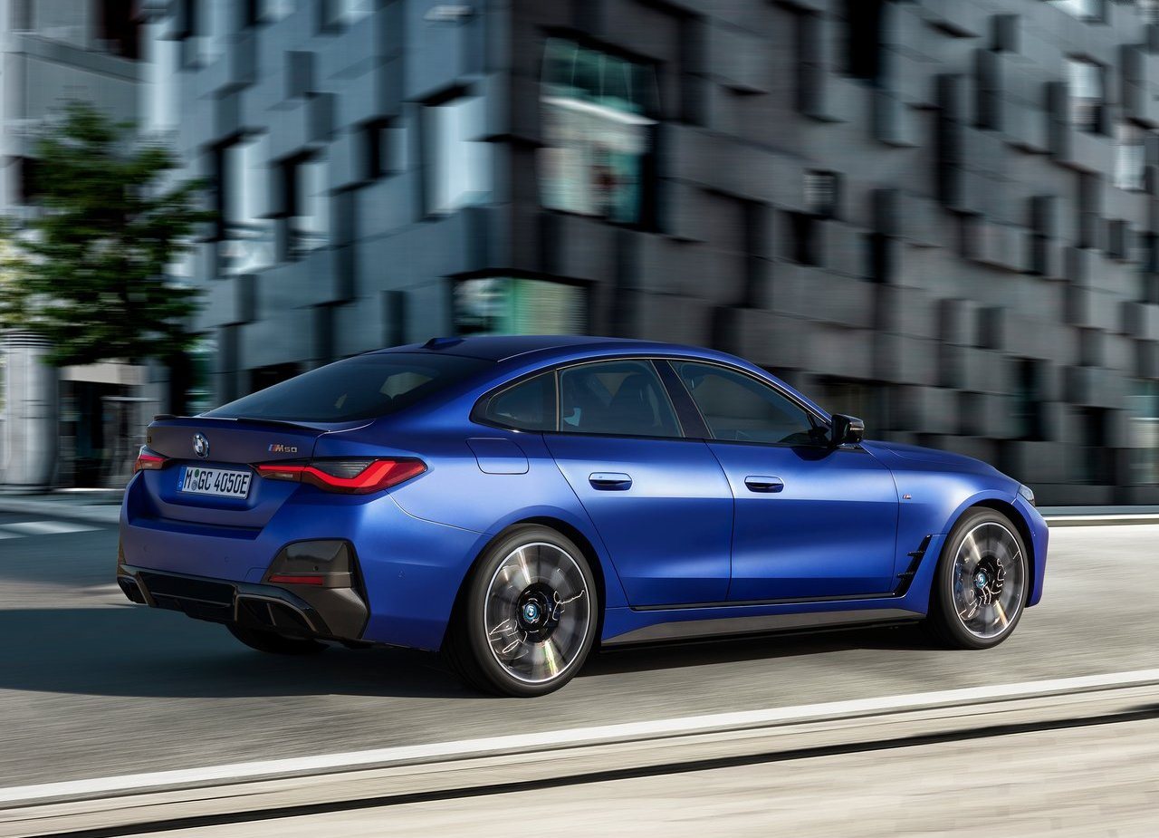 BMW i4, foto 77