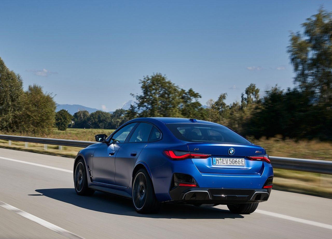 BMW i4, foto 79
