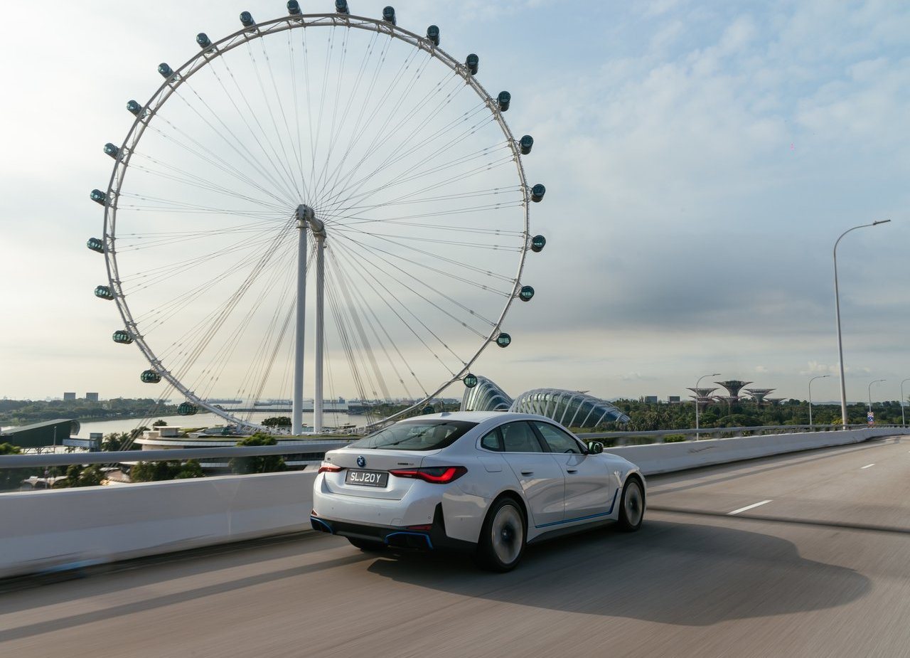BMW i4, foto 81