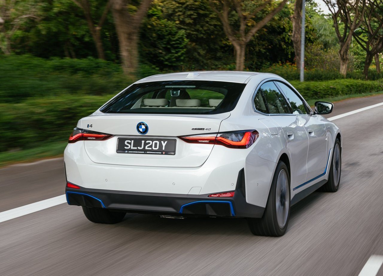 BMW i4, foto 84