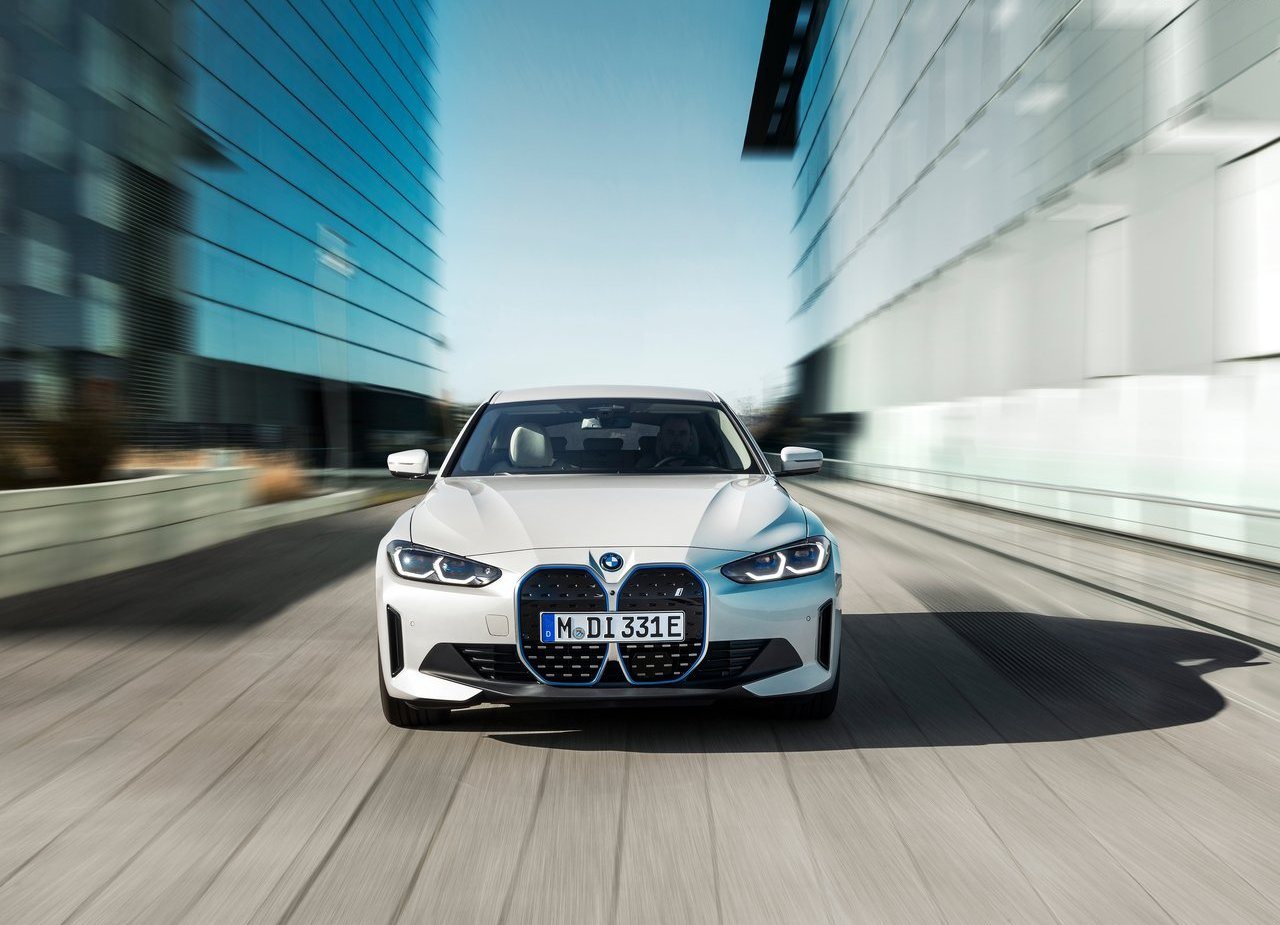 BMW i4, foto 88