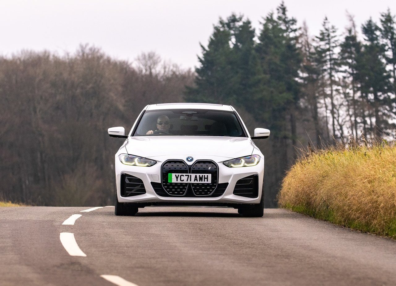 BMW i4, foto 90