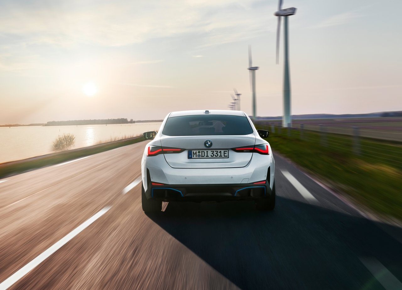 BMW i4, foto 96