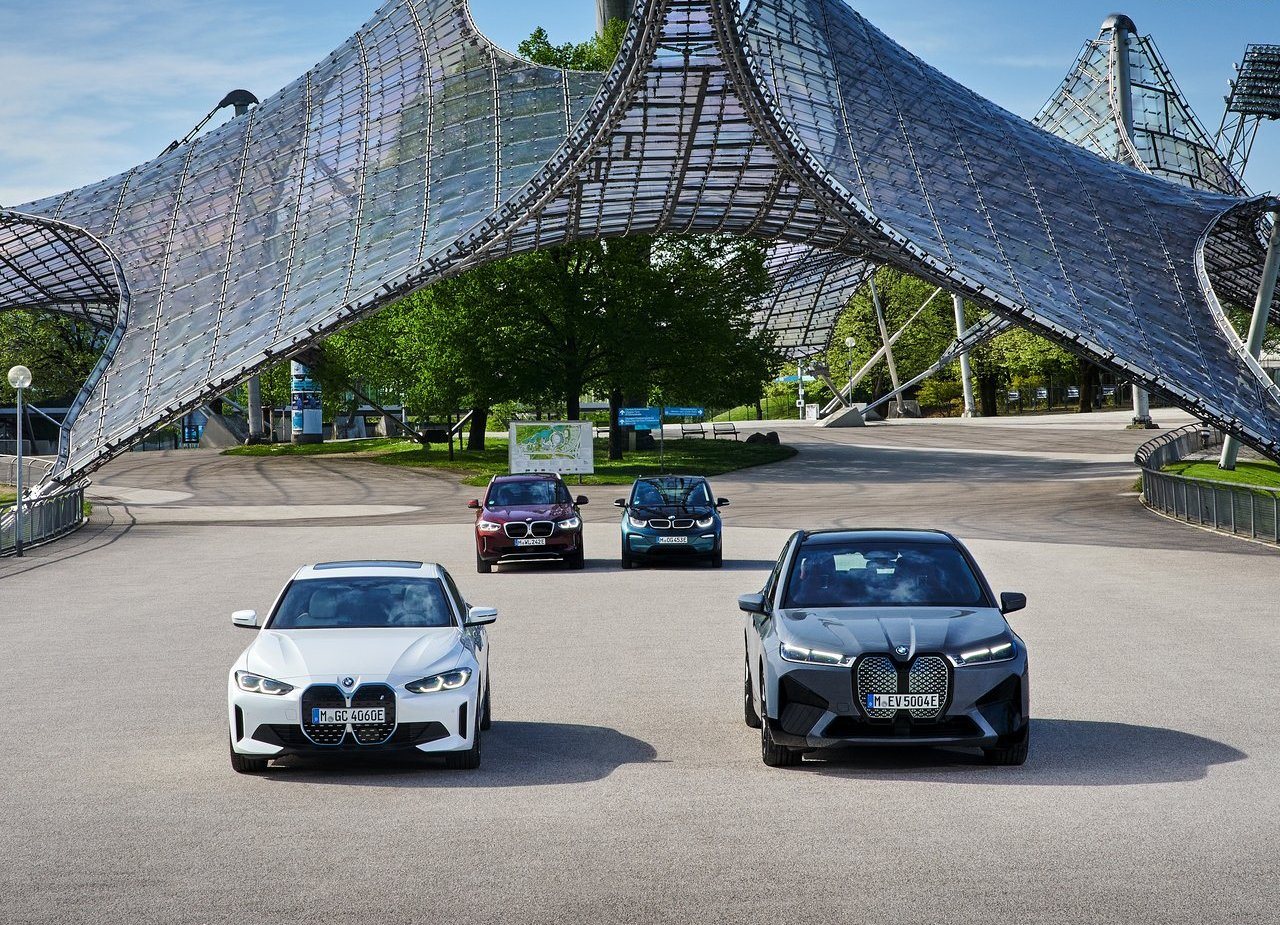 BMW i4, foto 108